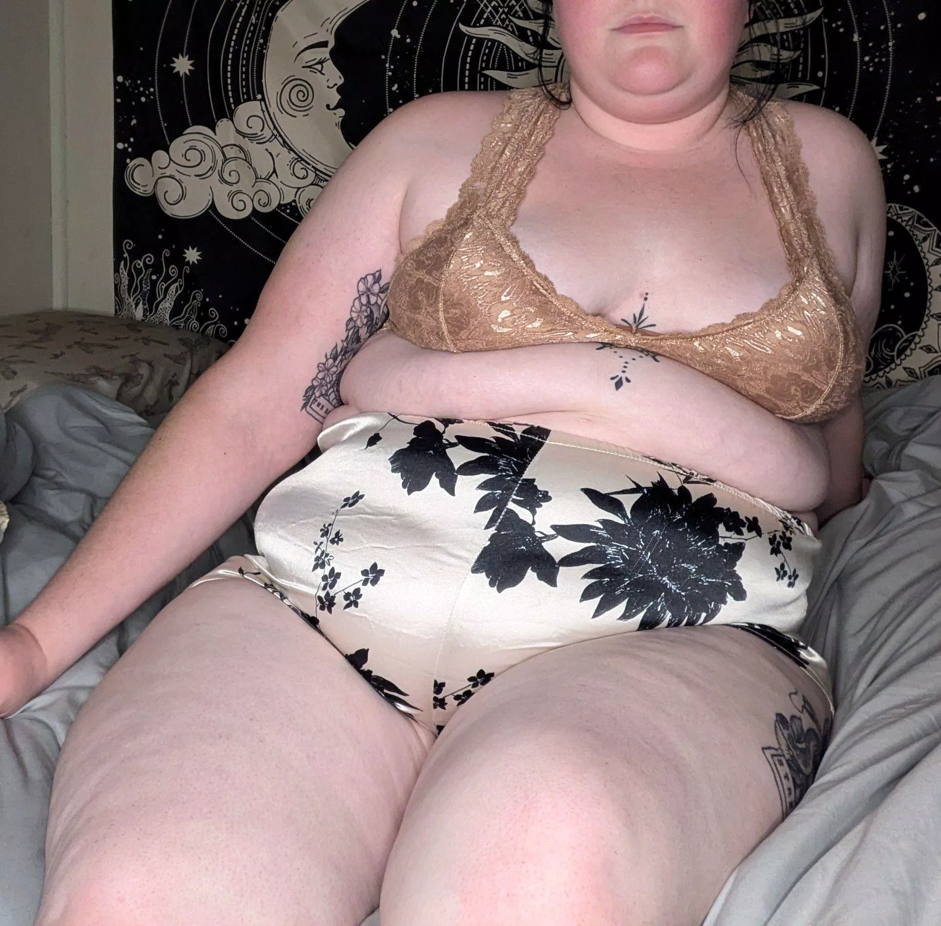 Would you like to feel my silky pajamas?  posted by fantasyravenr