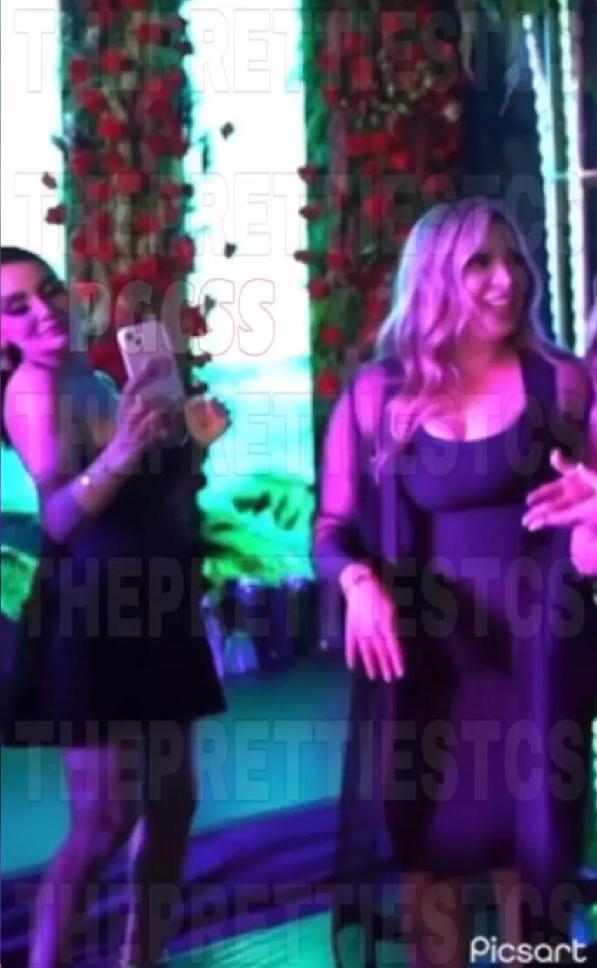 A recent video of Tania Laija (wife of Jaime “El Jimmy” Fernandez) with Frida Muñoz (widow of Edgar Guzman Lopez ✝️) has been uploaded to r/NarcoWomenVideo (link in comments)  posted by Ok_Head368