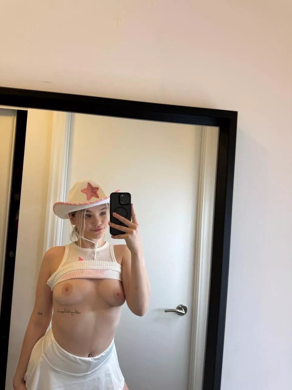 Although I may look impure, I'm innocent posted by slimmaddiepattiexo