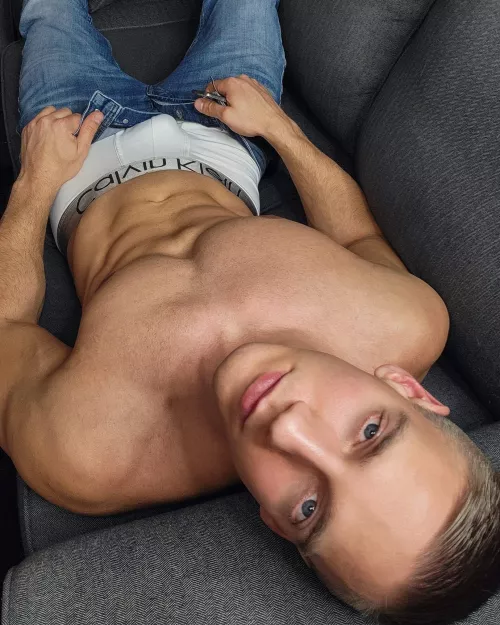 Can you suck it 🤤..? by John_fitness91