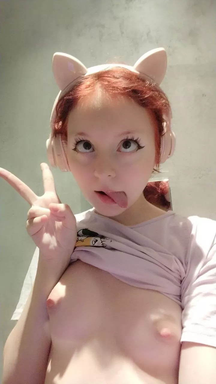 do you like eyeliner? posted by Tricky_Situation_121