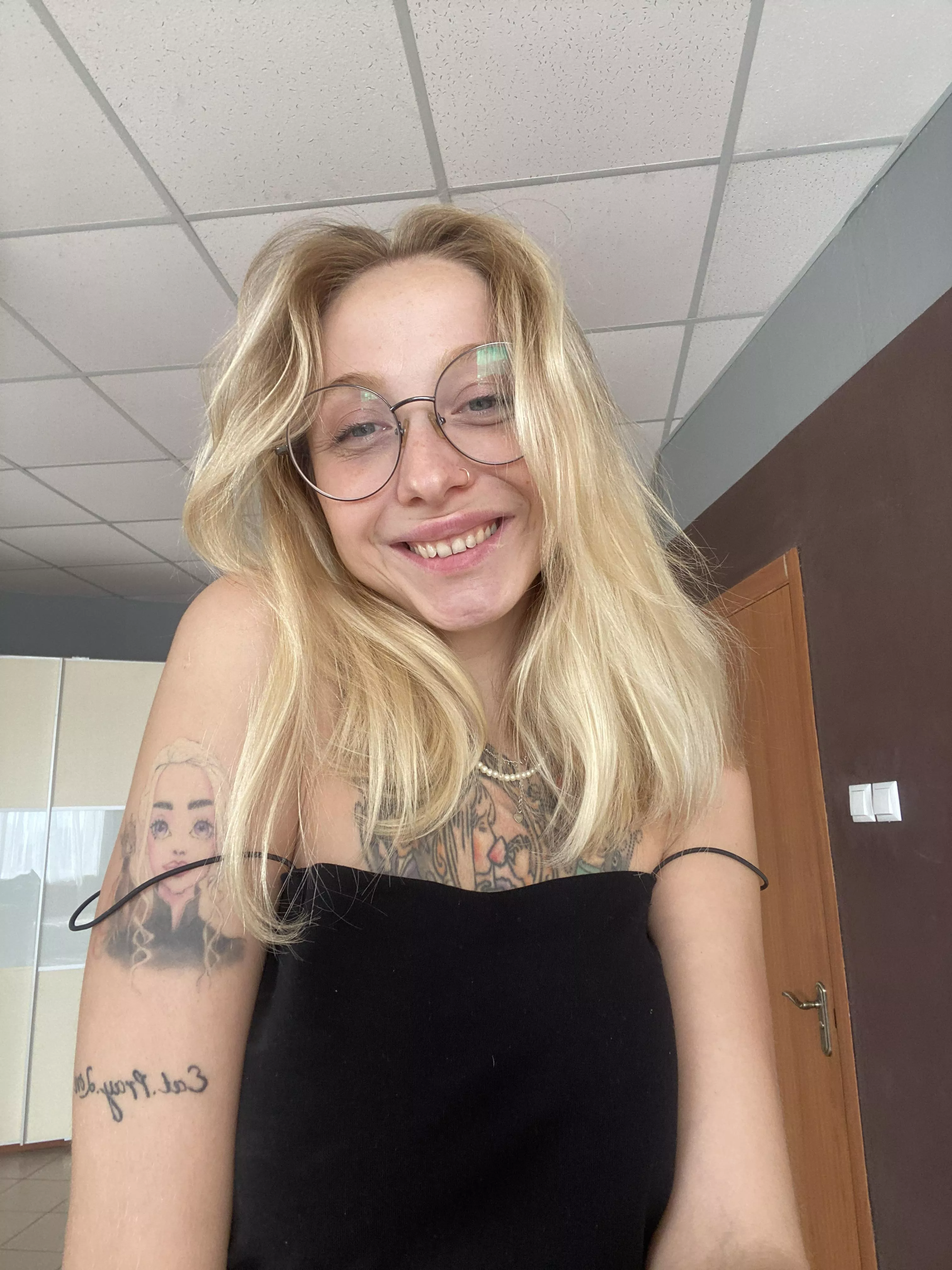 F31 Rate me please posted by EmeryFinley