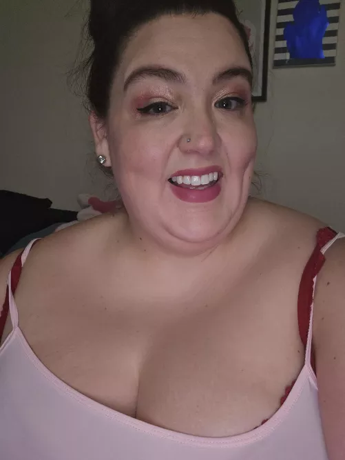 Feeling myself  by curvaliciouscupcake