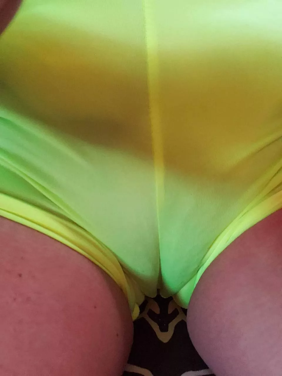 I need your tongue in the middle of my camel toe 😉👅 posted by cougarseekingcubs