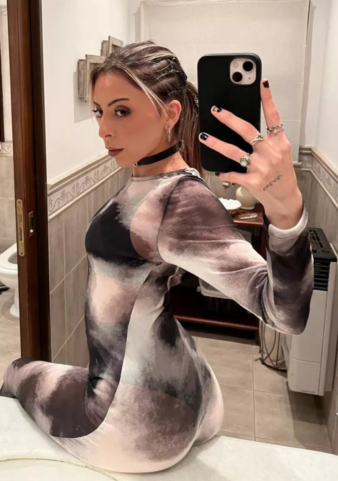 it looks sexy right now posted by deliciousme9123