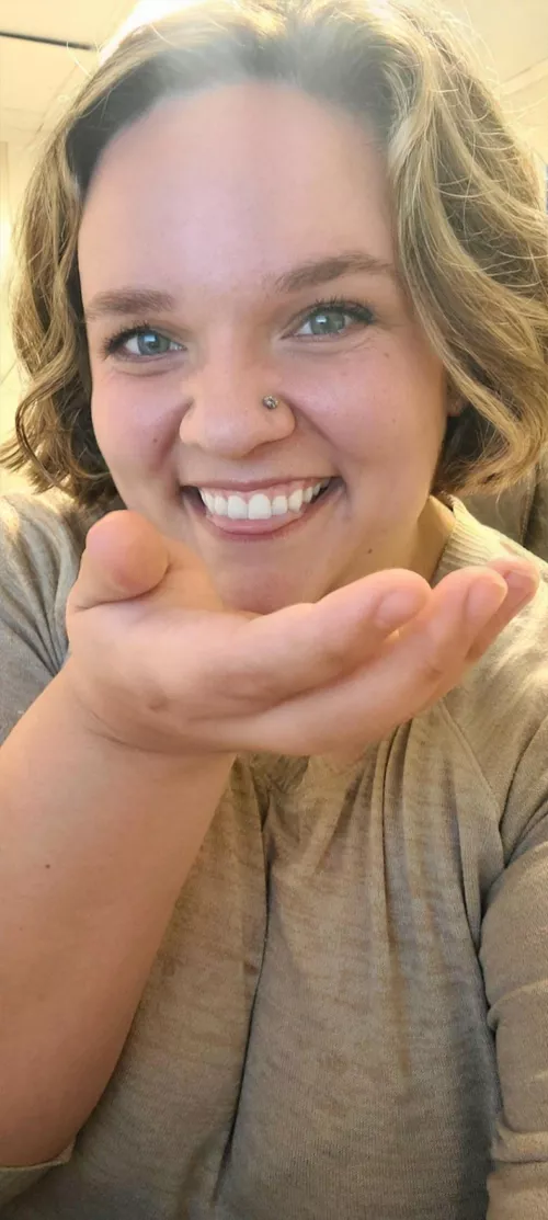 Kisses for everyone  by ToasterDee