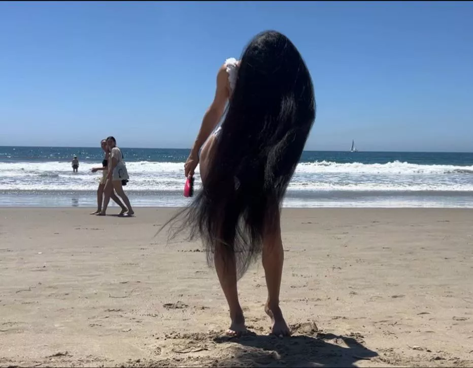 My sexy Long black hair 🖤 posted by Longhairbratz