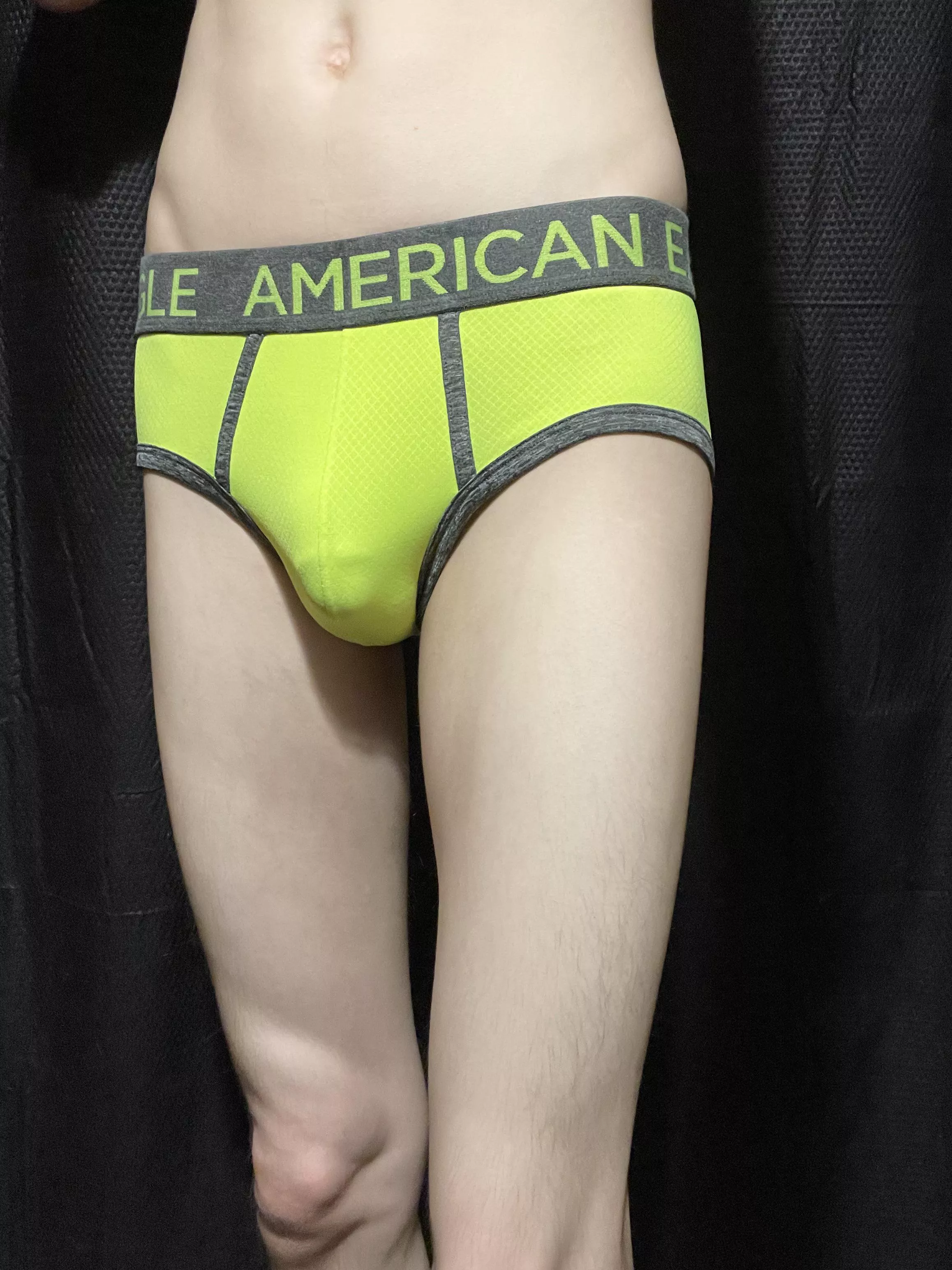 Needed some color for the cold rainy day today  posted by Few_Adhesiveness9688