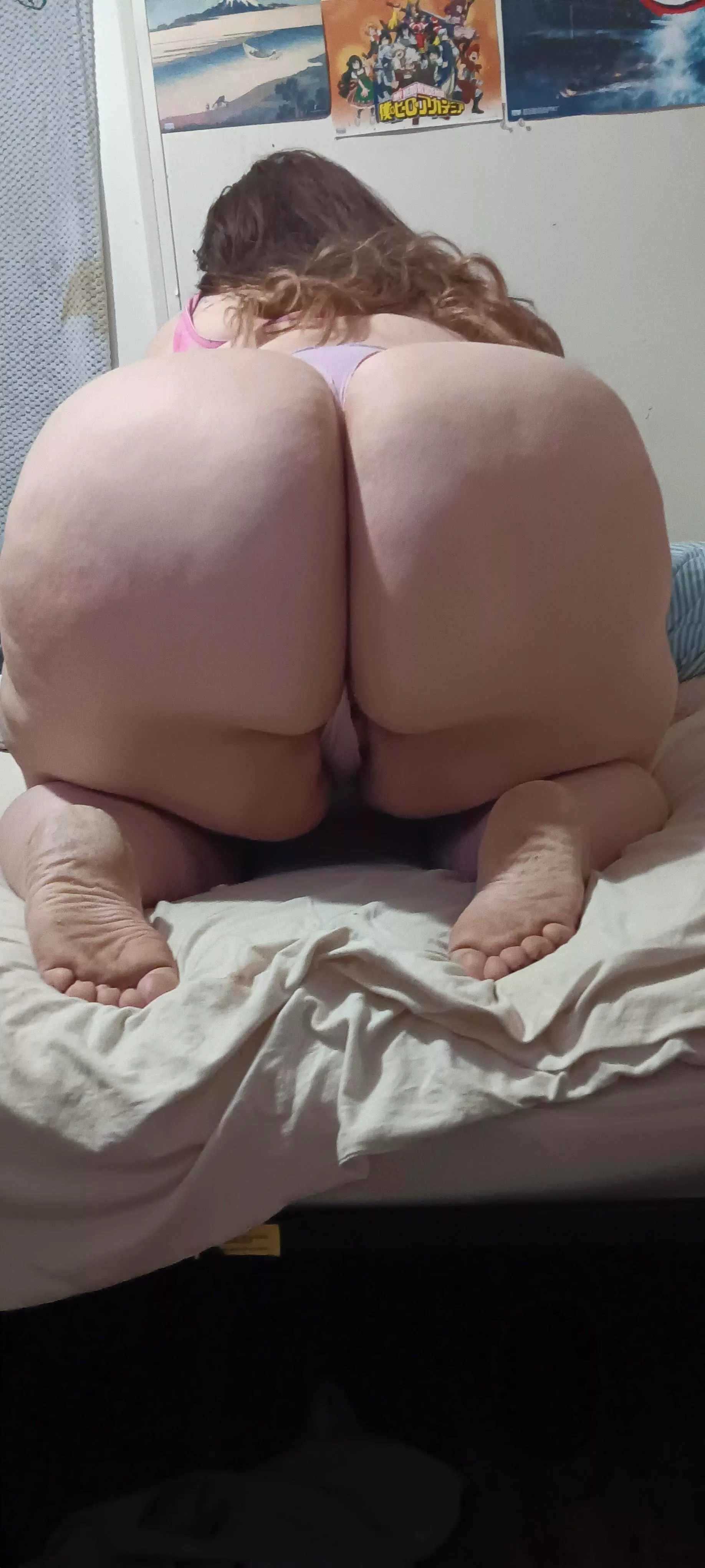 Swallowed that thong up  posted by Lola_Bun_Bunzie