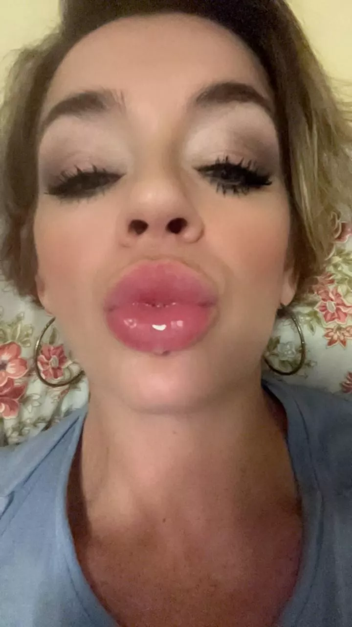 this made a super mess posted by SashaSins555