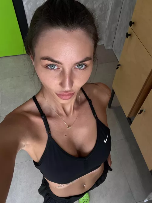 This top fits my boobs perfectly by coolrabbiit