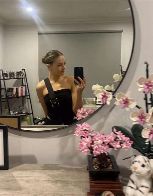 Trib to this young slut  by missdawn556