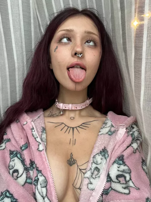 Can you plese cover my cute ahegao with your sweet cream by Vibrant_Beauty