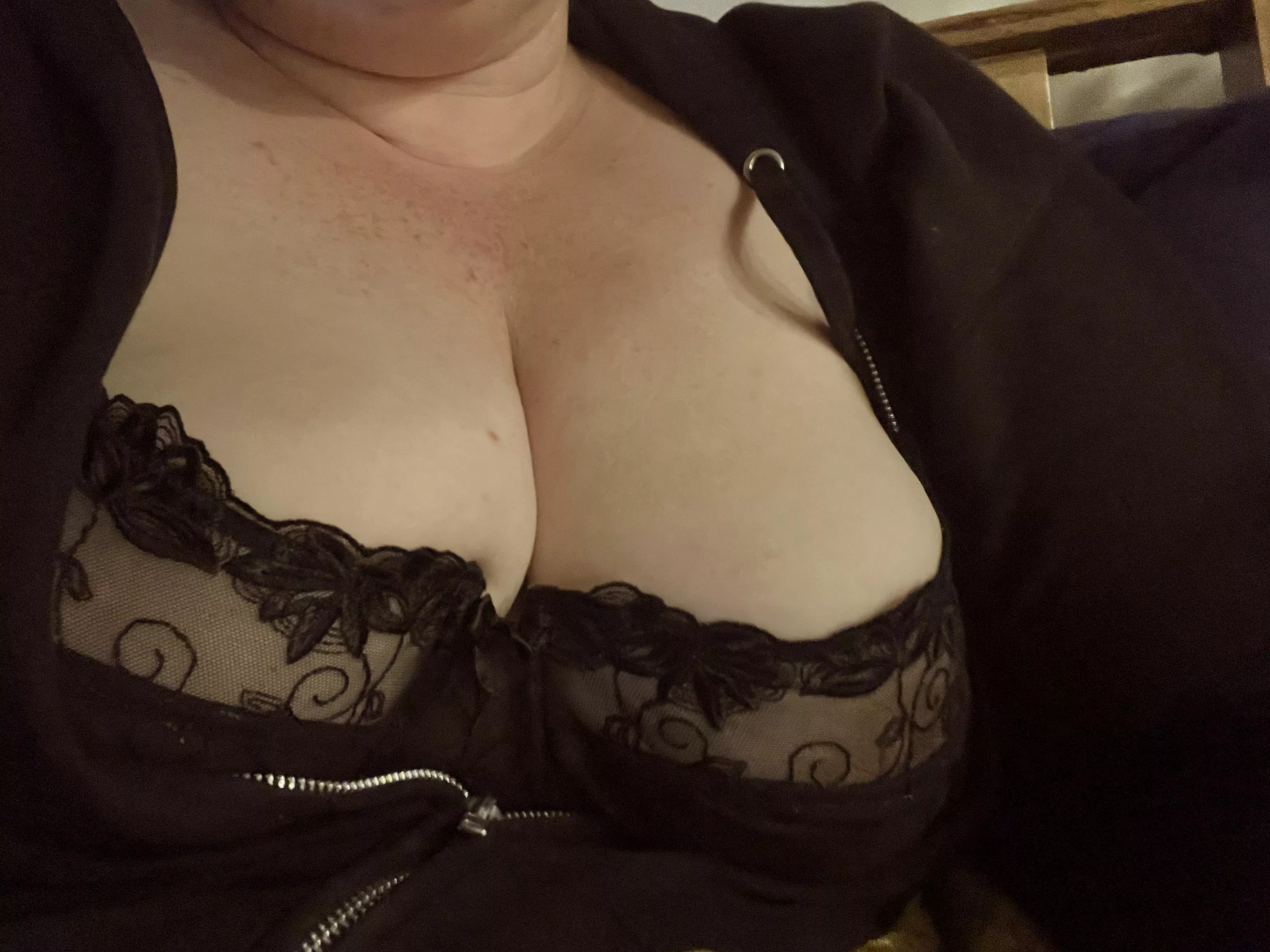 Casual wednesday posted by MelodyPondd