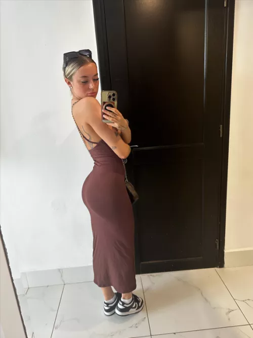 Classy and a little bit naughty by Majesticc_Mermaid