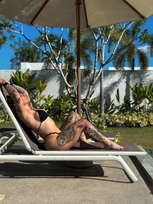 Come lay with me  by power_midget