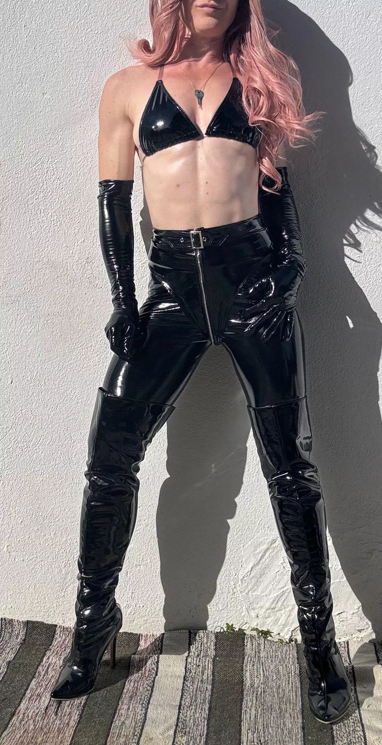 Crawl and lick my boots posted by powerfulzoyaxxx