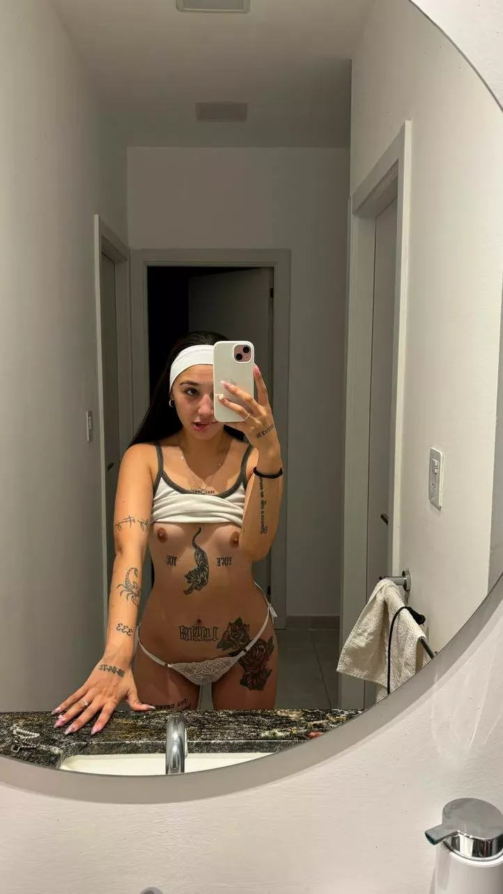 Do you like taken tits posted by Charming-Repair5707