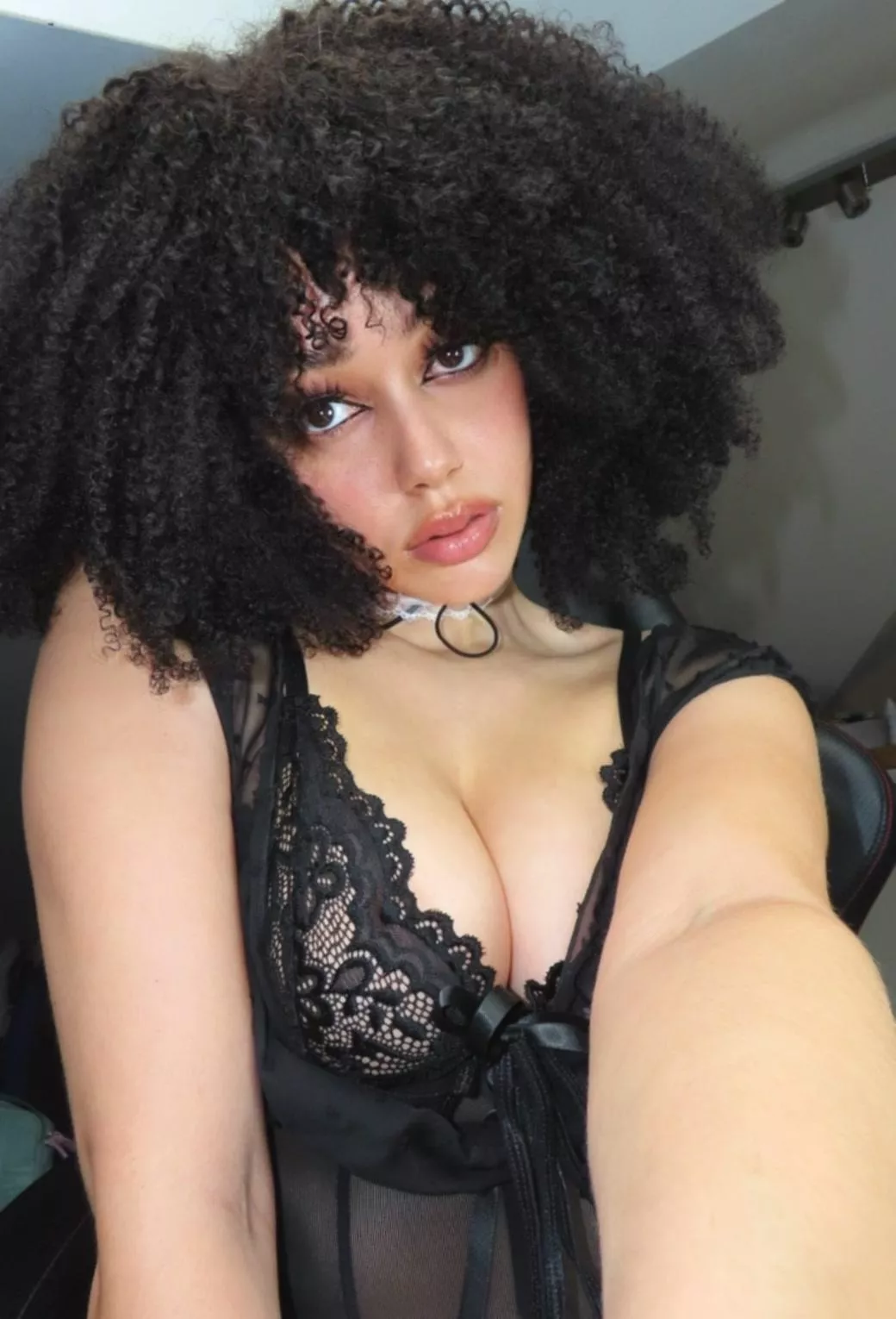 Get up, stand up, Let the rhythm of your heart guide you to happiness! bm posted by Samiraxoxodarky