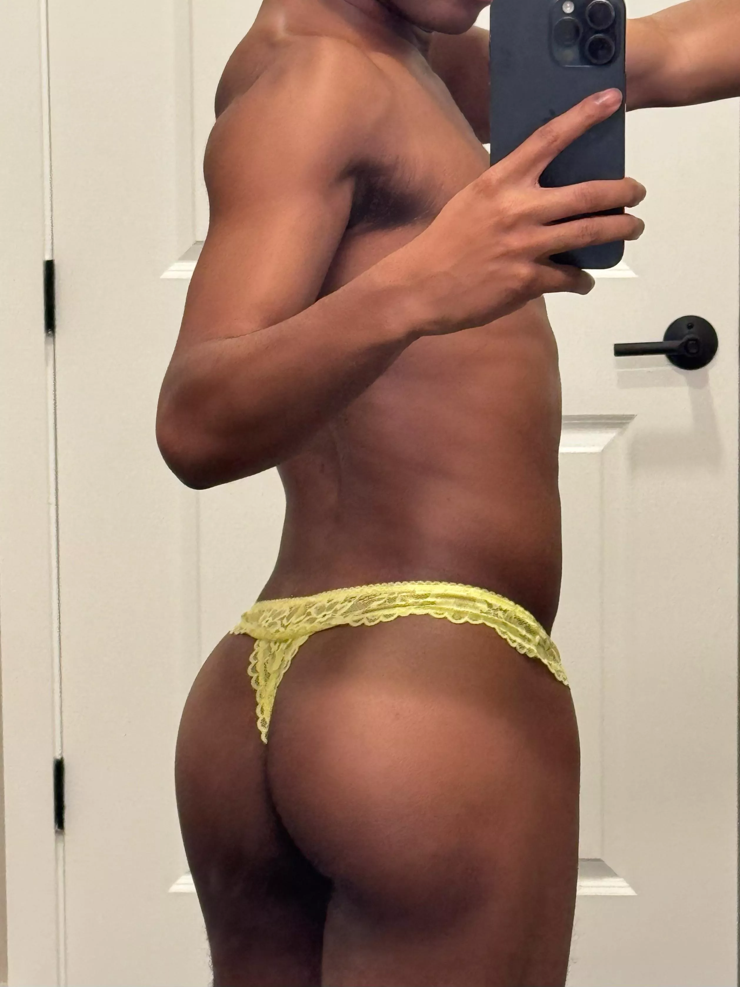 grab my waist  posted by m2265