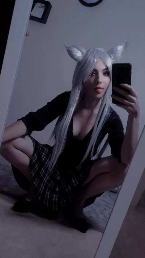 I saw foxy girls were accepted here ? 🥰 [yumia_cosplay] by Yumia-san