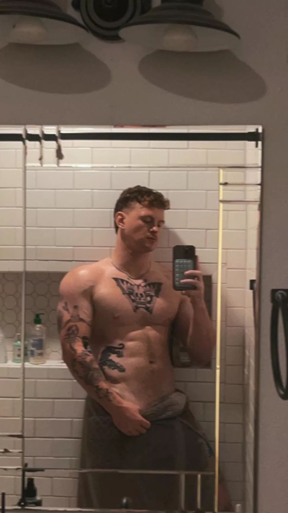 Is my v line lickable?👅 posted by finx__xxx