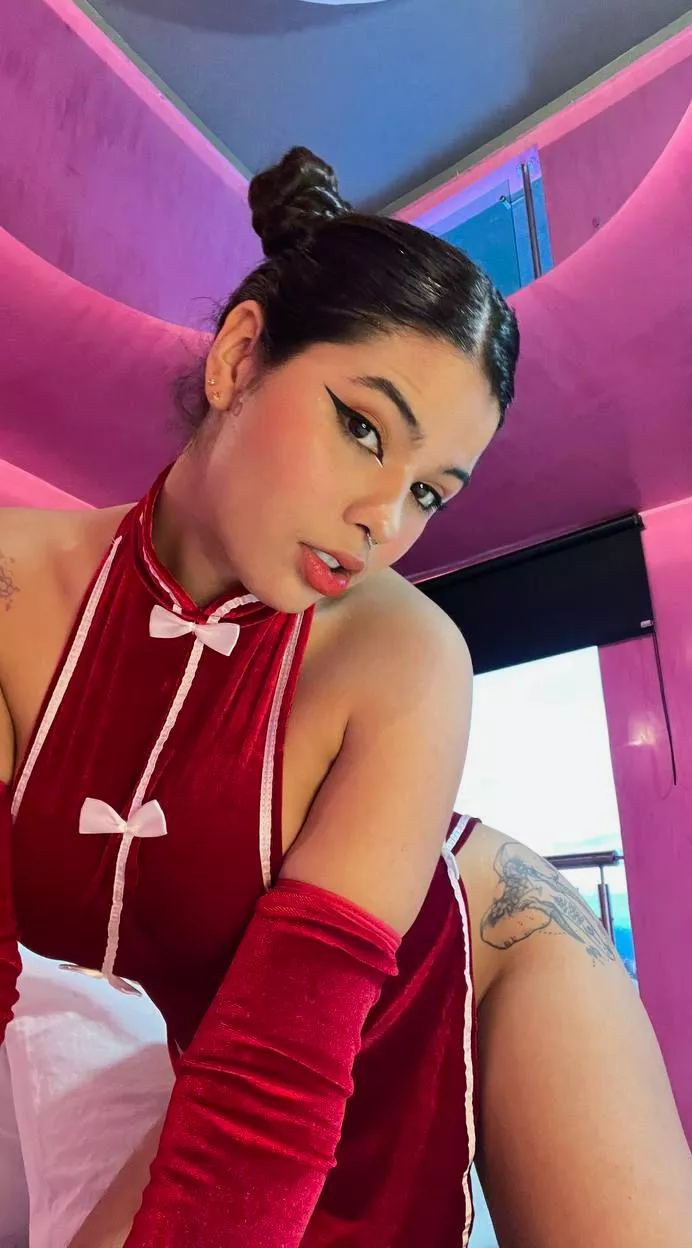 just got 18 in the beginning of the year and looks like im about to change your night posted by chicxgoddess