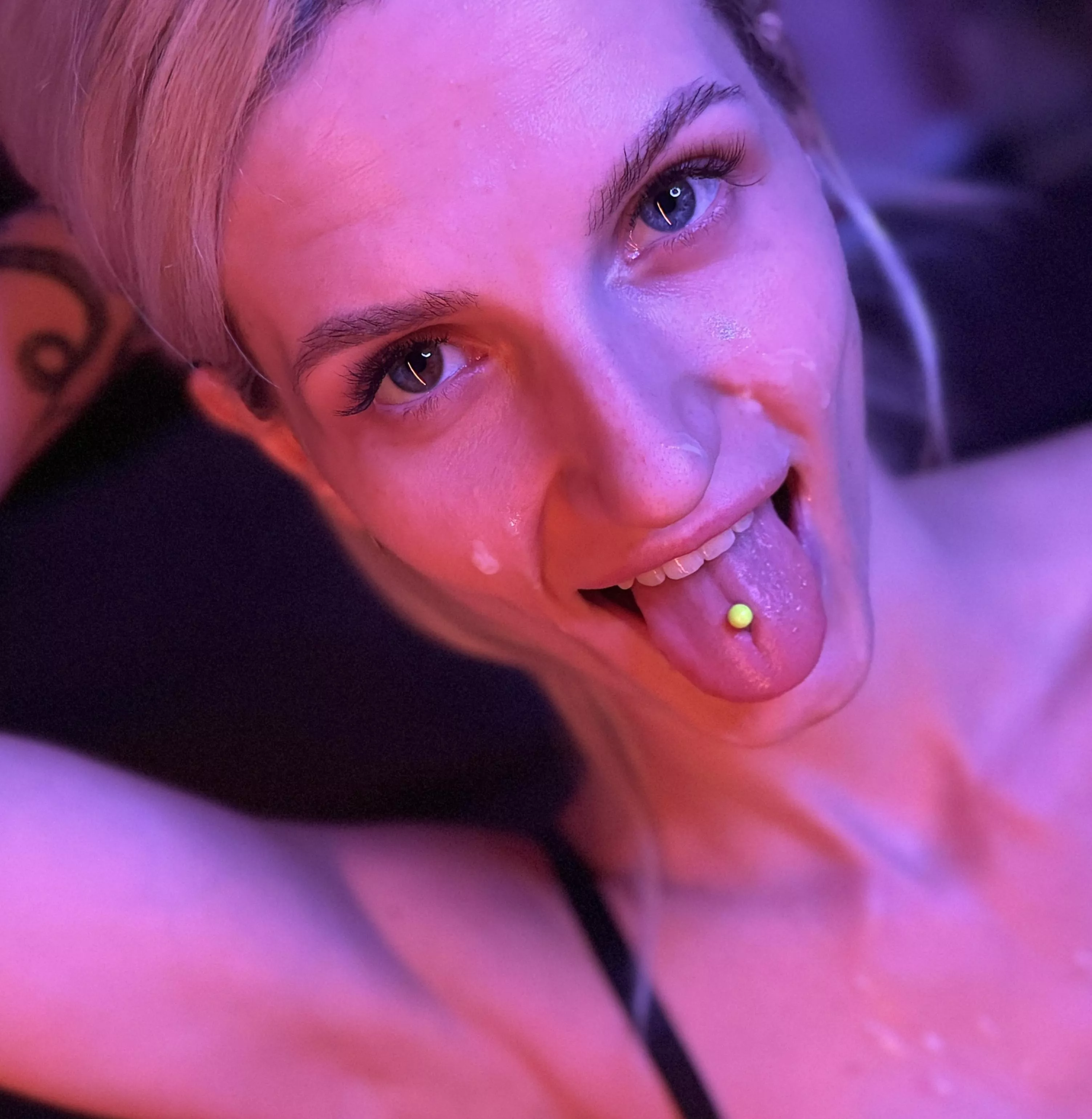 Let me be your sperm bank posted by Moon_Foxyy