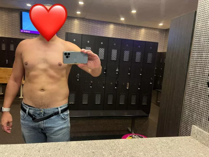 [M4F] Seeking sweet woman for FWB or NSA. by Shredswimrun07