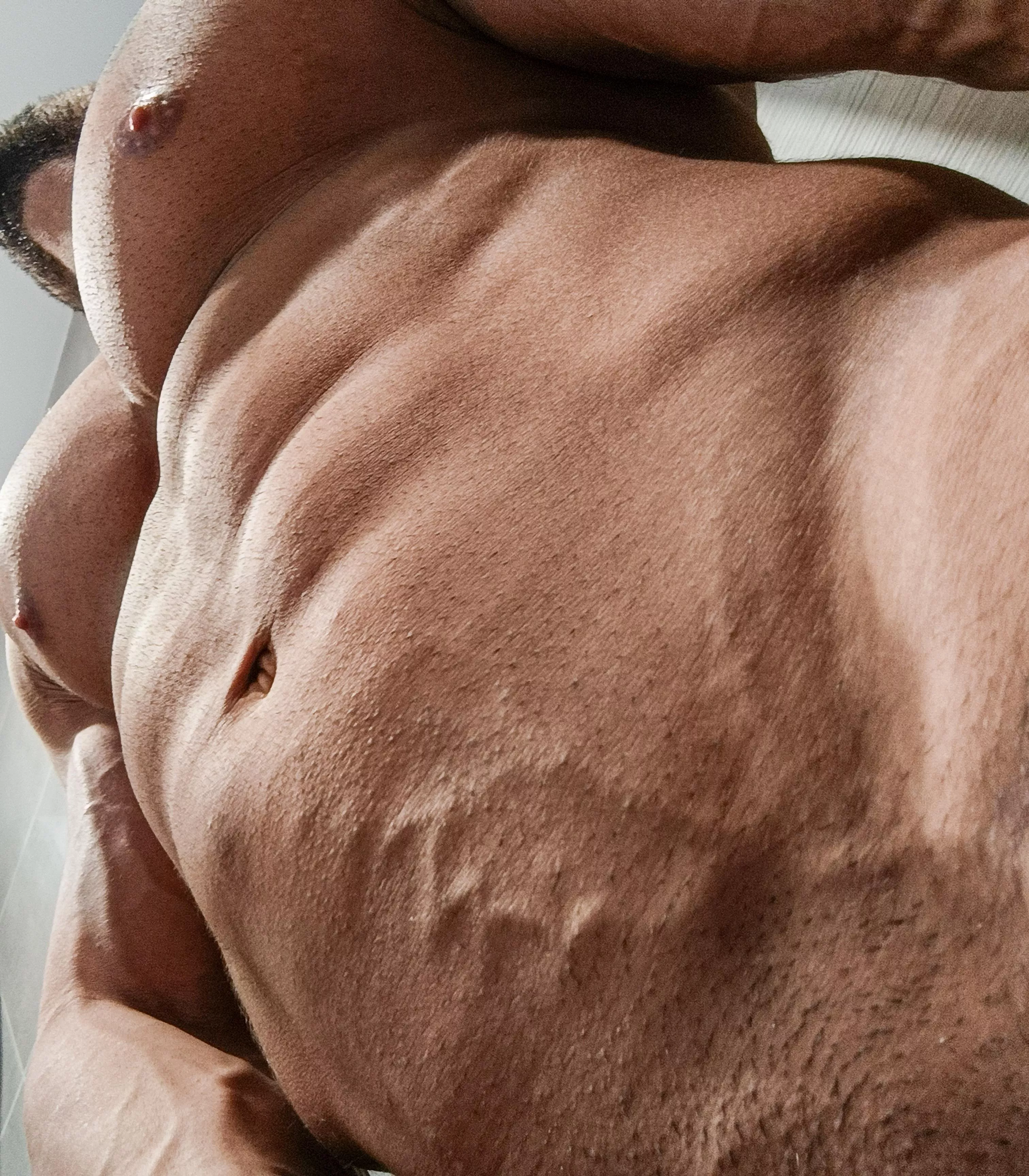 Mid week posted by muscletrunks