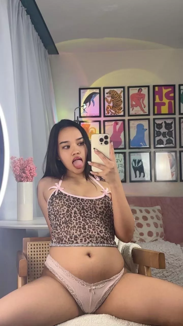 Ready for you daddy posted by Ameliapurple