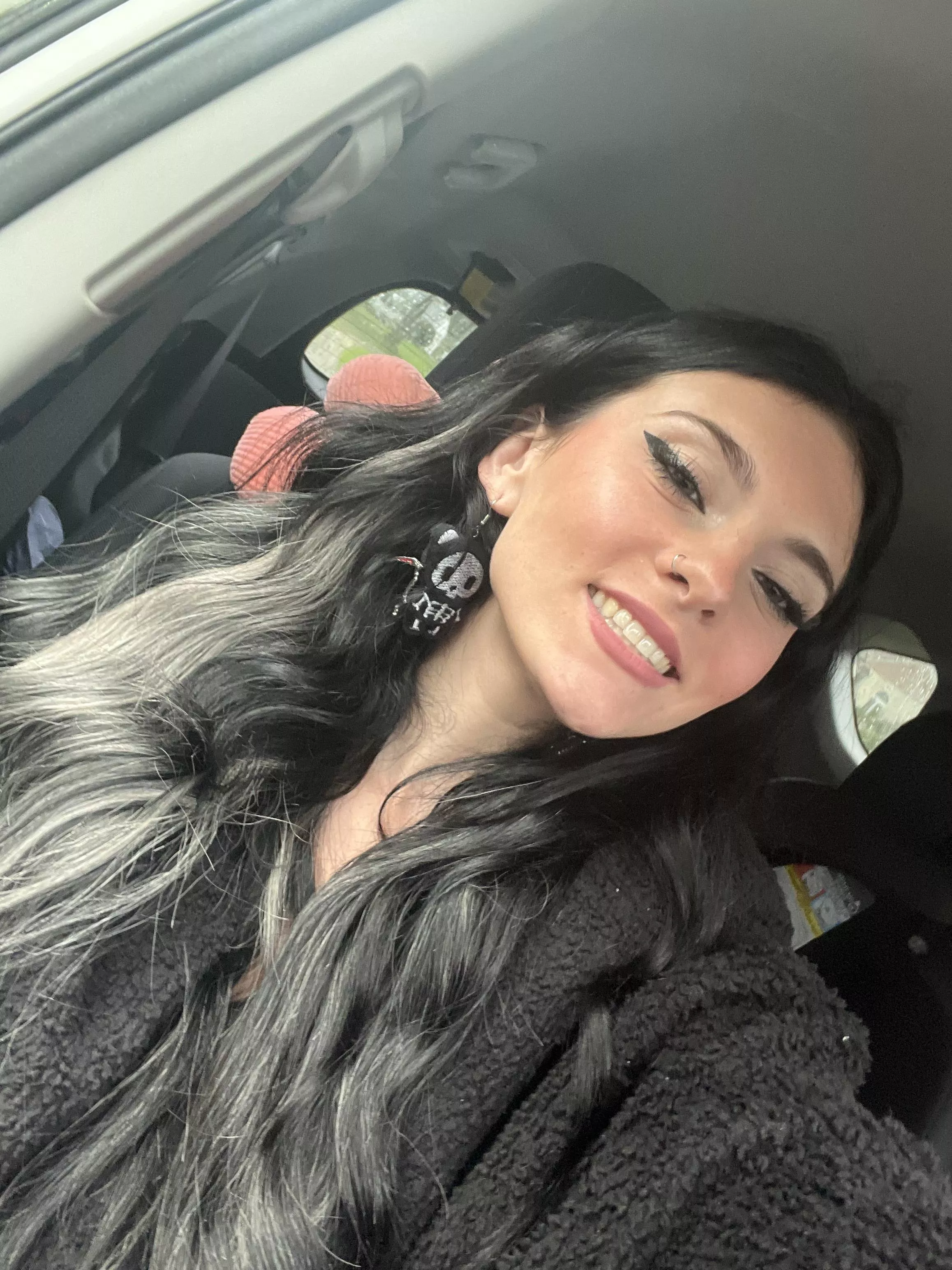 Smile back :) posted by Front-Clue-9246