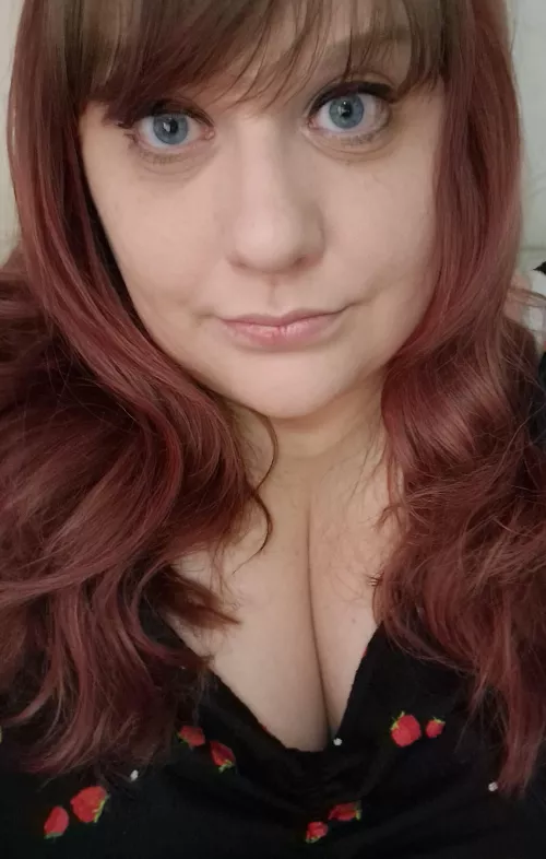 Strawberries and cream 🍓  by MollieMansfield