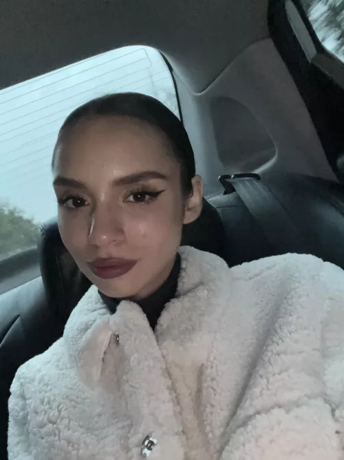 The selfie I took for hubby while I was out with someone else by DorisiaCharmed