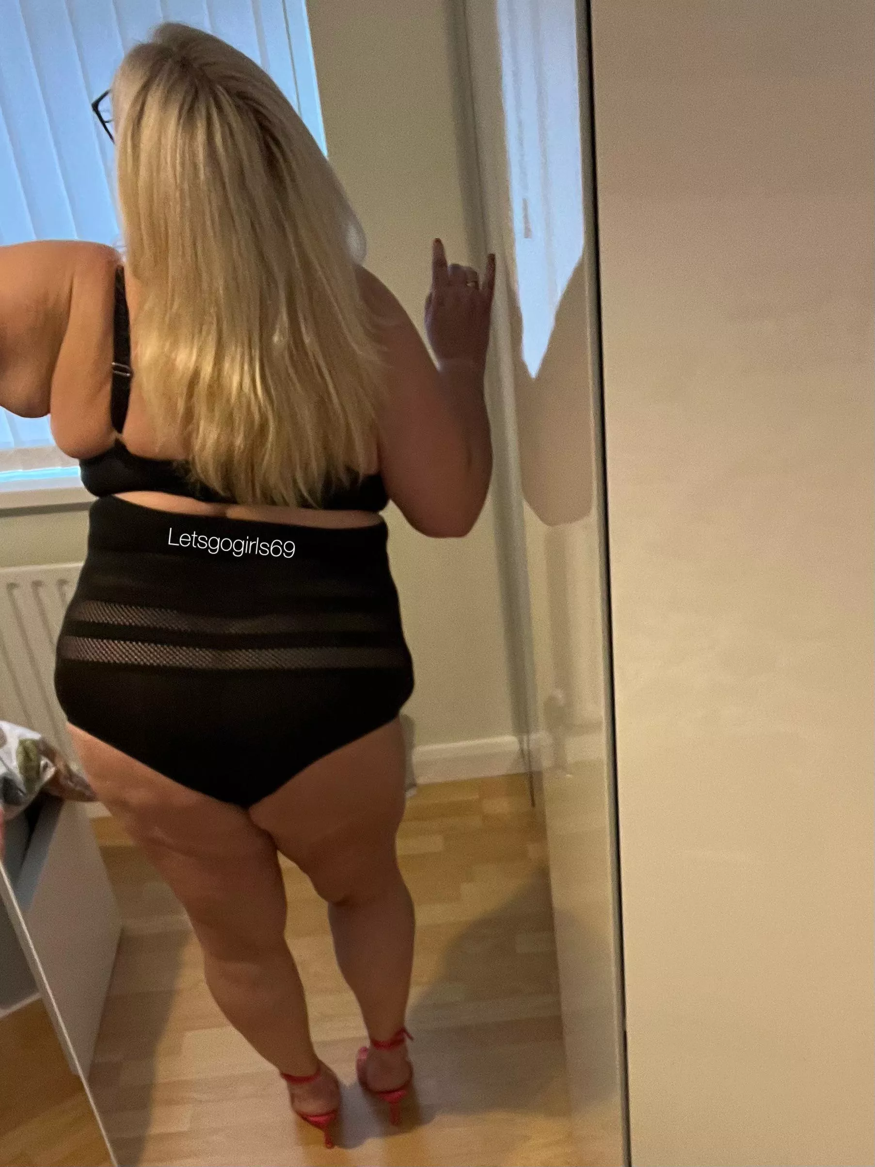 🖤these just keep on going🖤 posted by Letsgogirls69