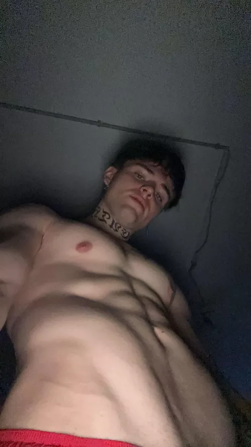 wanna see more than my V right now?😈🤫 by imraezify