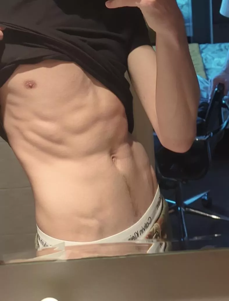 24 Scotland. Hmu lads from Glasgow  posted by Only_two_