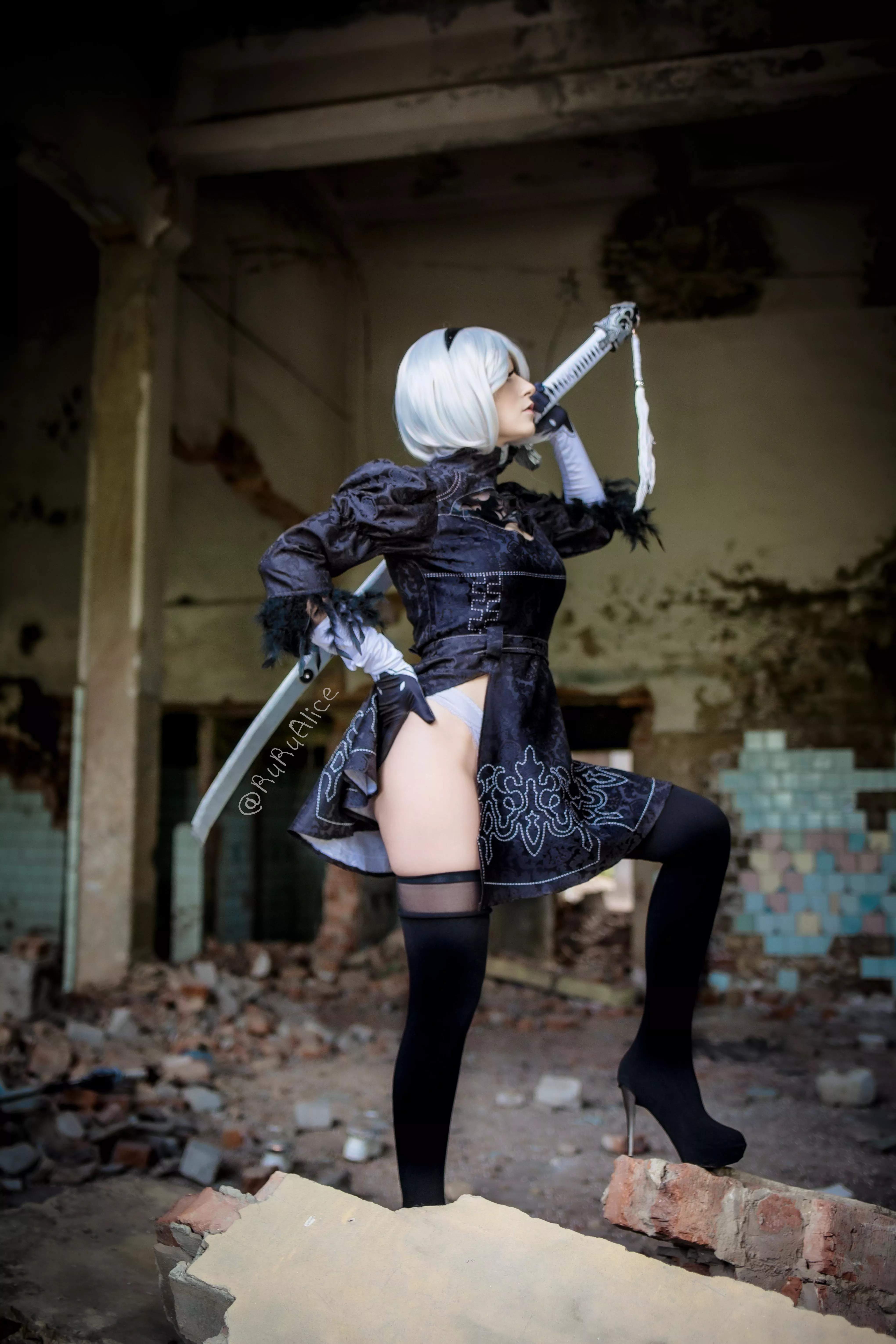 2B by RuRuAlice posted by RuRuAlice