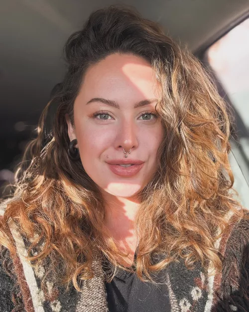 33 year old mom… rate me but be nice  by DivinelyElle-2