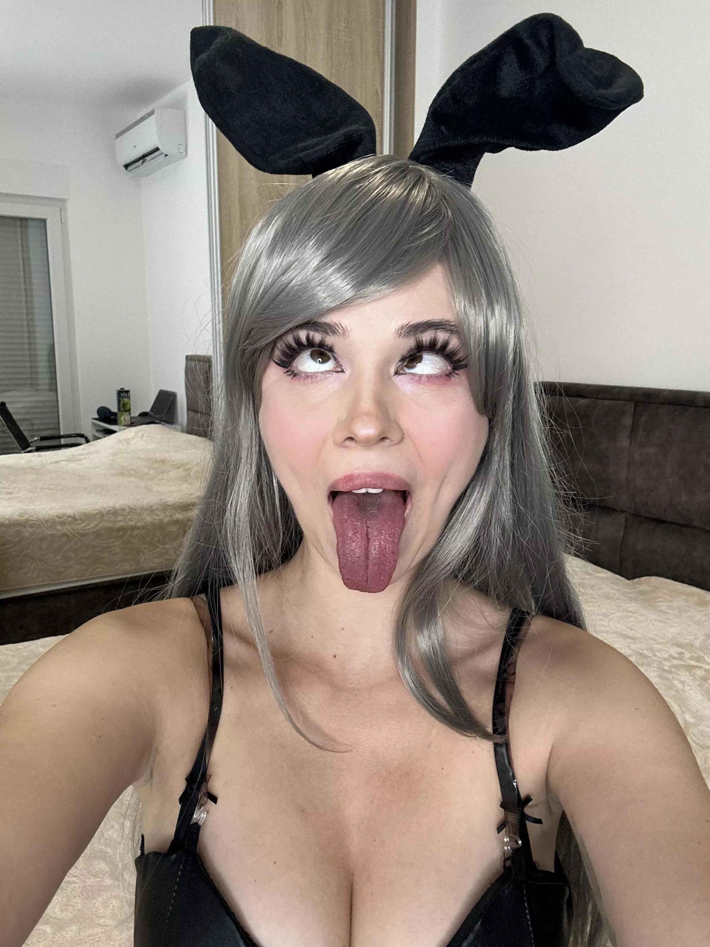 Can you cum in my mouth, please? posted by CharmingMistress