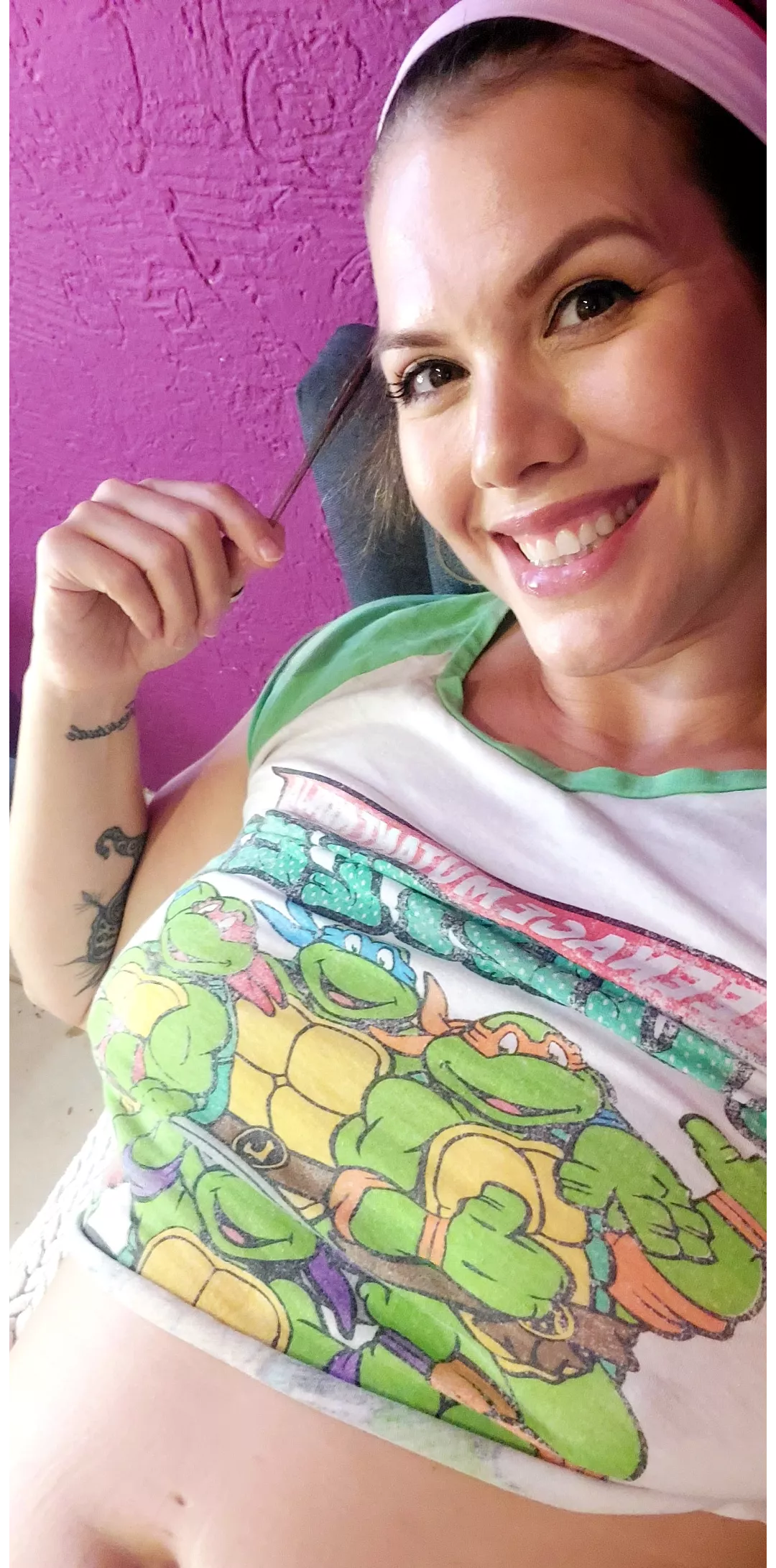 Chillin' in my favorite old tee posted by Lucky-Offer7043