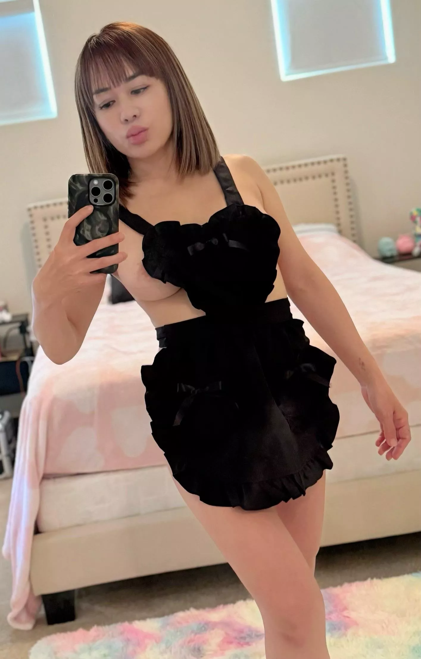 Do you like it if I cook for you like this?  posted by hinatamilfx