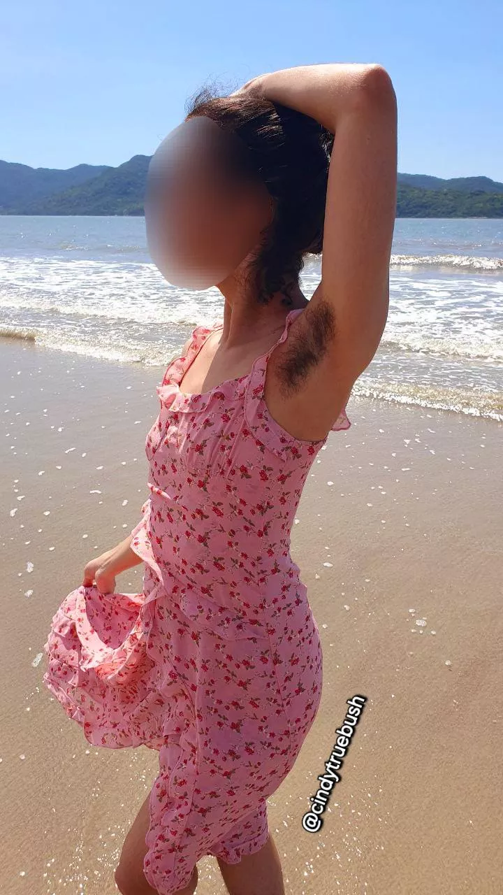 Enjoying the beach with my hairy pits and favourite dress ❤️ posted by Cindytruebush