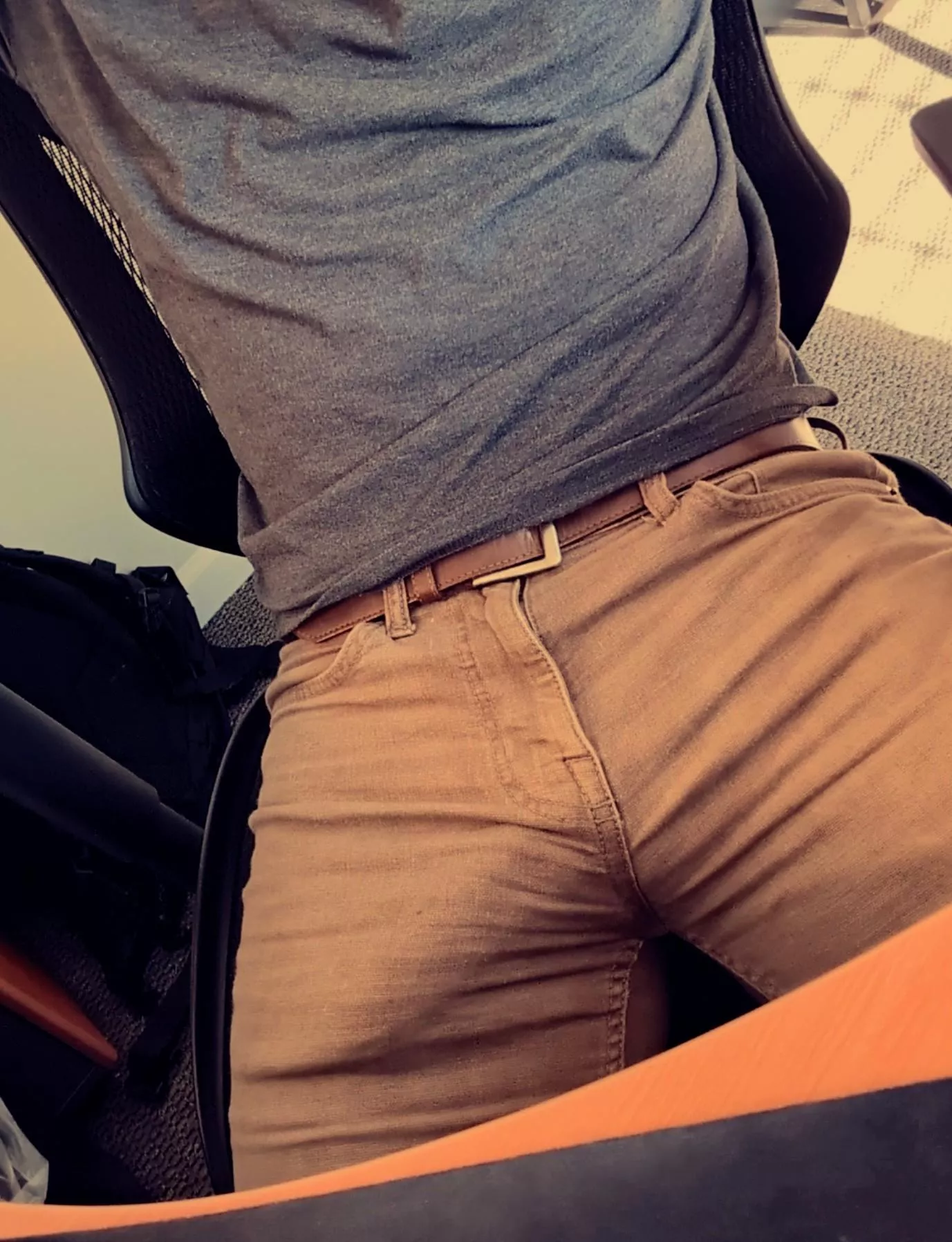 Happy Friday from under my desk  posted by MisterWoodsin