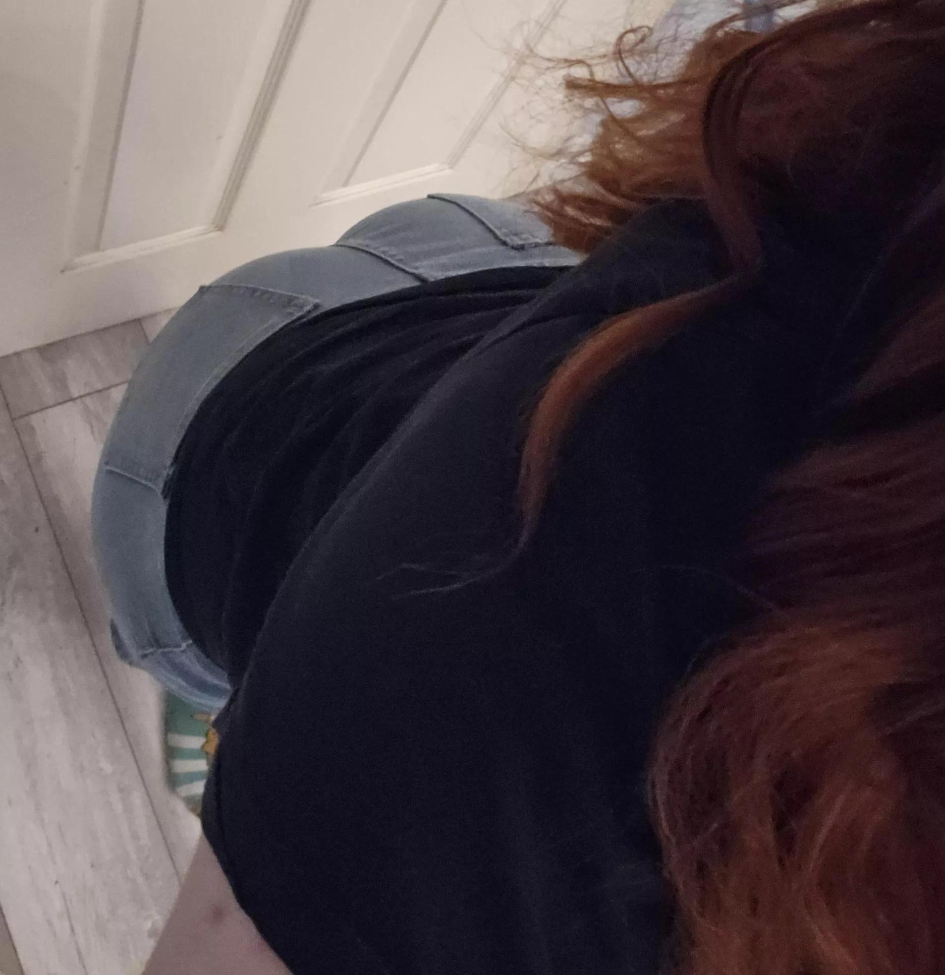 If you like em a lil thicc then hmu 🍑👀 posted by bigbootylucyts