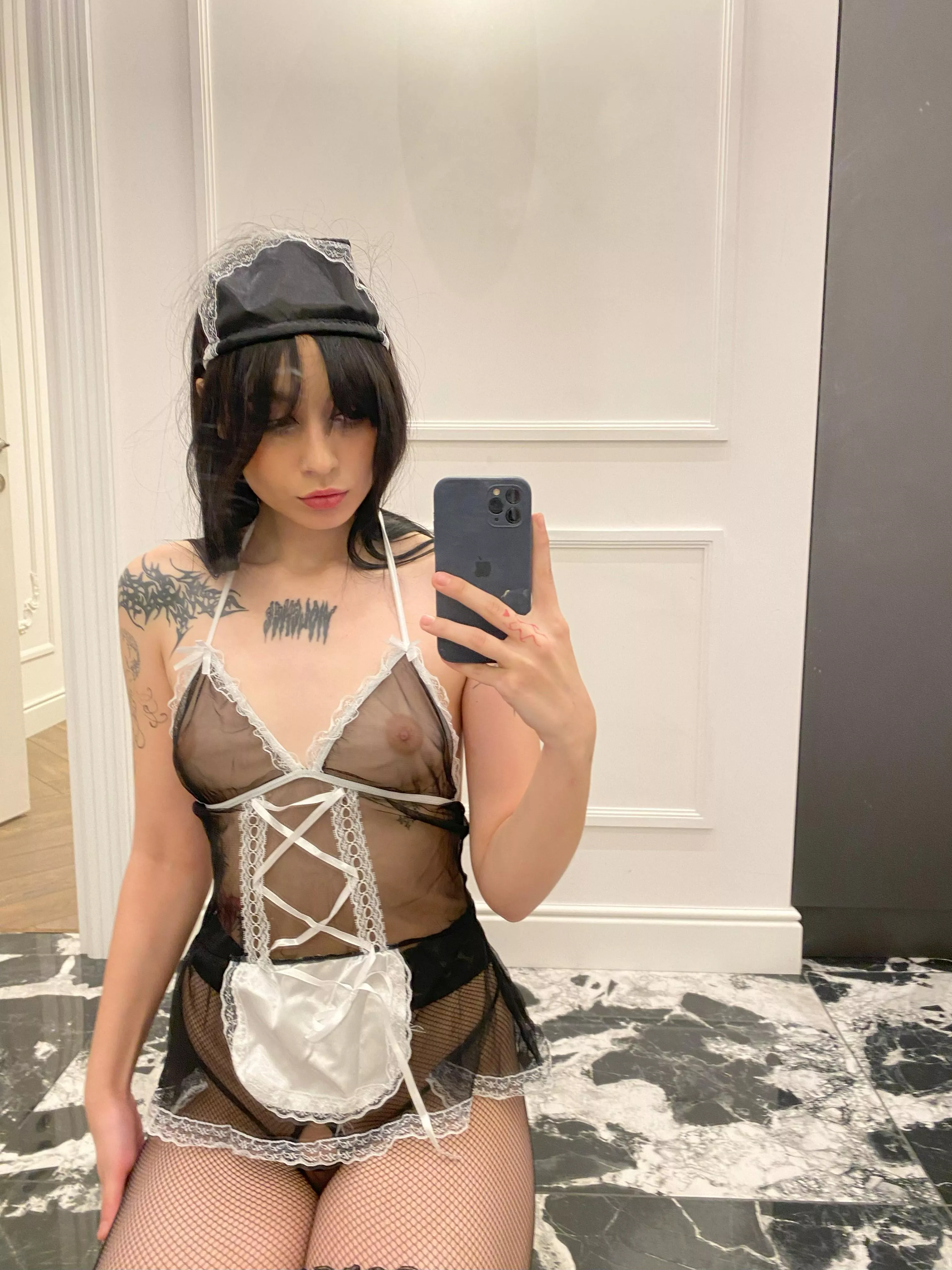 It's my pussy for breakfast today, will you eat?
 posted by venereal_GuavaBerry