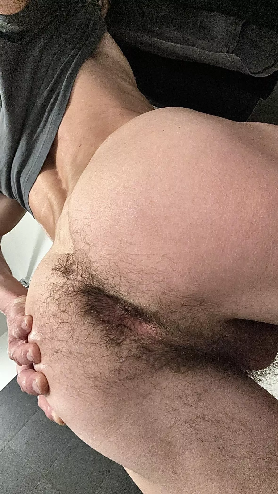 Lap it up 👅  posted by GirthMorrison