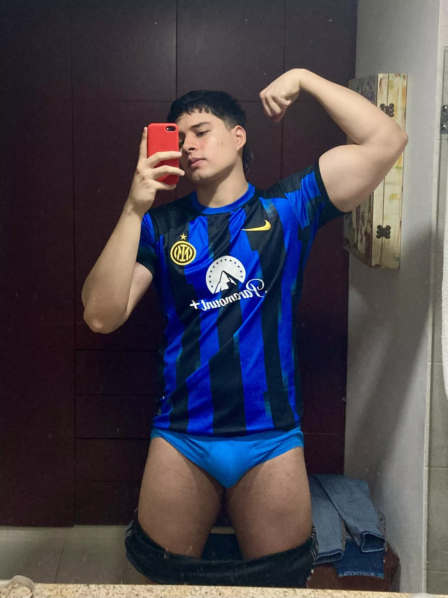 Lick my body after working out posted by Clay69181