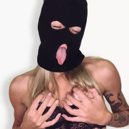 once I start, you’ll be begging me for more by BlackDiamondxox