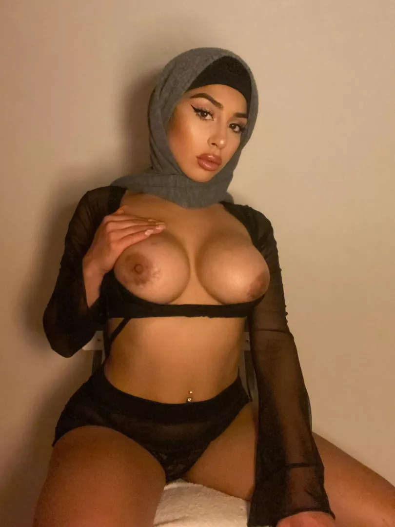 Say one word about my tits 🤭 by EmpressMing